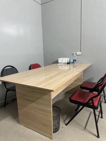 Офисные столы: Офисный столдор сатылат! Размерлери: 120х60, высота 70 см, 2490 сом — 9