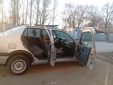 Volkswagen: Volkswagen Vento: 1993 г., 1.8 л, Механика, Седан — 20
