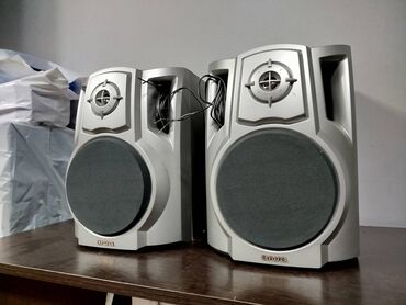 колонка маленькая: Продаю недорого колонки от муз центра AIWA есть и другие колонки