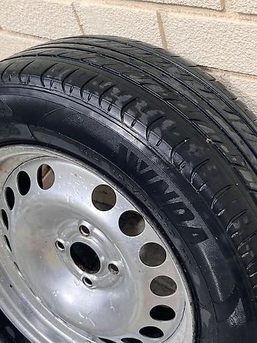 245 40 17: İşlənmiş Disk təkər 185 / 65 / R 15, 5 Boltlu — 2