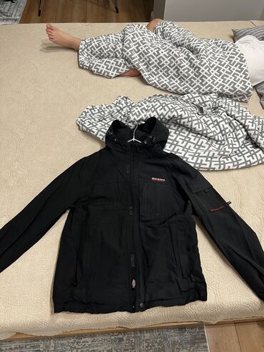 одежда для работы: Куртка M (EU 38), цвет - Черный