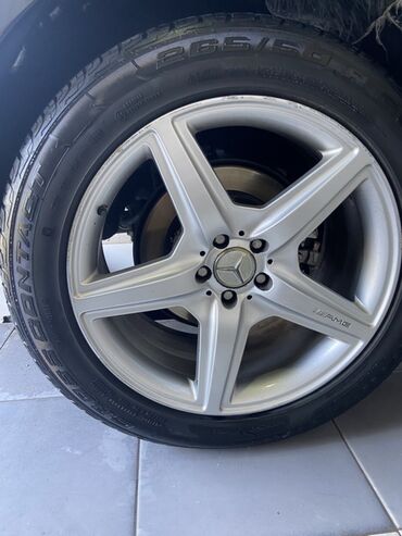 Mercedes-Benz: Mercedes-Benz ML (W164) – qara rəngli, 5 qapılı premium SUV. Xarici — 19