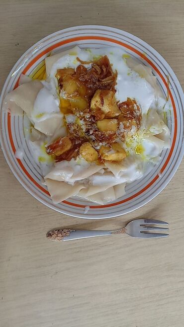 Aşpaz köməkçiləri: Aşpaz köməkçisi, Kişi, 17 yaş — 9