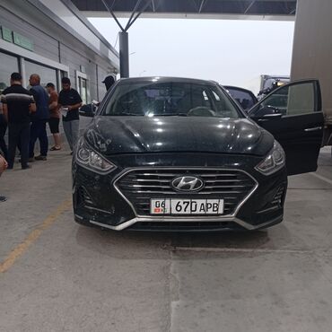 на хундай саната: Современный седан Hyundai Sonata черного цвета, модель 9 годов, с