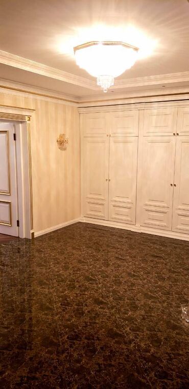 Yeni tikili: 3 otaqlı, Yeni tikili, 165 kv. m — 11