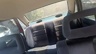 авто товары: Audi 80: 1992 г., Механика, Бензин, Седан — 6