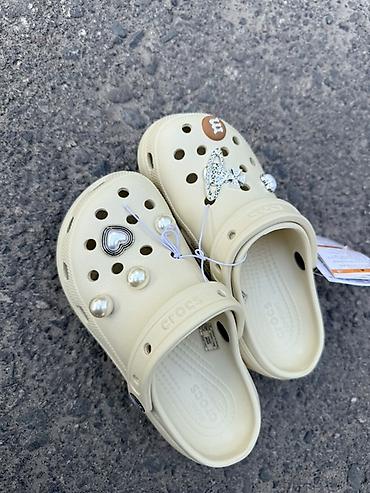 Сабо: Сабо, 36, 39, Crocs, Новый, цвет - Бежевый, Платная доставка, Бесплатная доставка, Самовывоз — 2