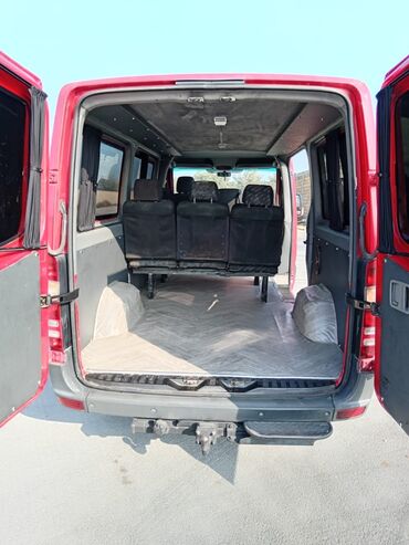 Mercedes-Benz: Mercedes-Benz Sprinter mikroavtobus - Korpus: qırmızı rəng, “Sprinter — 9