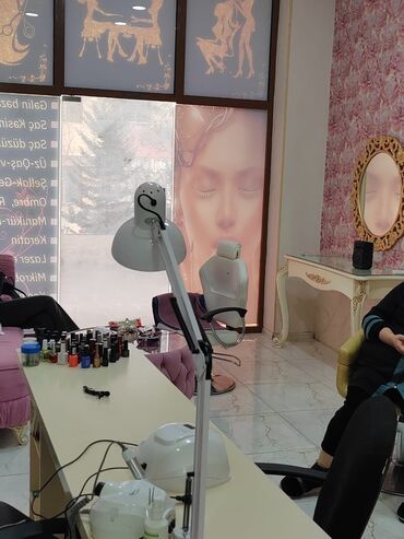 arendaya salon: Bərbər . Yerin icarəsi