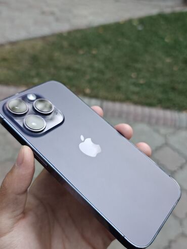 iphone 14 купить бишкек: IPhone 14 Pro, Колдонулган, 256 ГБ, Каптама, Заряддоочу түзүлүш, 80 %