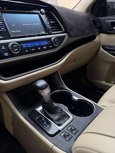 Toyota: Toyota Highlander: 2018 г., 3.5 л, Автомат, Бензин, Внедорожник — 7