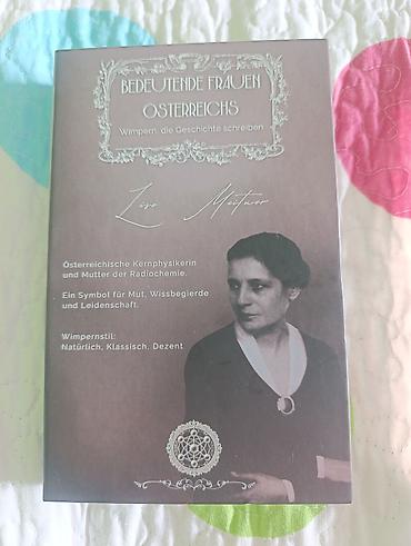 replika: Set veštačkih trepavica “Bedeutende Frauen Österreichs – Lise Meitner” — 1