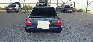 audi 100 1 8: Mercedes-Benz C-Class: 1995 г., 1.8 л, Механика, Бензин, Седан — 3