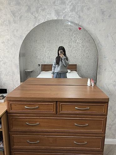 офисный стол с тумбой: Спальный гарнитур, Б/у, Двуспальная кровать, ДСП, цвет - Коричневый — 10