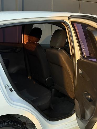 Chevrolet: Chevrolet Spark: 2017 г., 1 л, Вариатор, Бензин, Хэтчбэк — 11