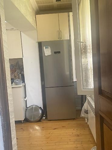 Mənzillər: Bakı, 8-ci mikrorayon, 2 otaqlı, Köhnə tikili, m. Azadlıq Prospekti, 57 kv. m — 9