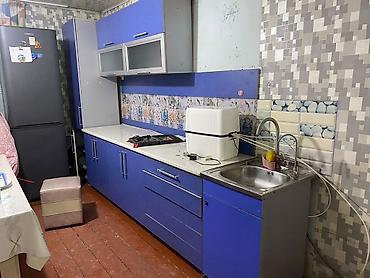 Продаю кухонный гарнитур в хорошем состоянии. Продажа срочная в связи