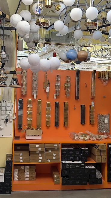 светильники бра: Настенные светильники и комплектующие для освещения - Ассортимент — 1