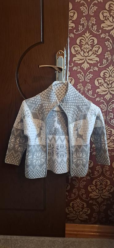 qar geyimi: Uşaq üçün trikotaj jaket - Model: fermuarlı, uzunqol, boyun hissəsi — 5