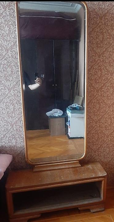berber guzgu: Güzgü Döşəmə üstü, Düzbucaqlı, Sadə, Çərçivə ilə — 1