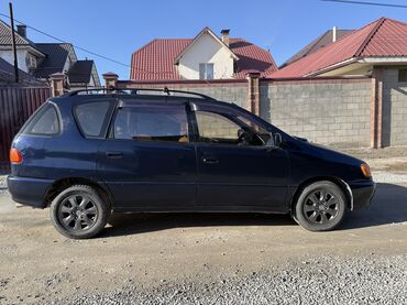 Toyota: Toyota Ipsum: 2000 г., 2 л, Автомат, Газ, Минивэн — 5