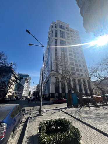 Digər kommersiya daşınmaz əmlakı: Sahibi tərəfindən icarəyə verilir: Səbayıl rayonu,Bayıl qəsəbəsi — 18