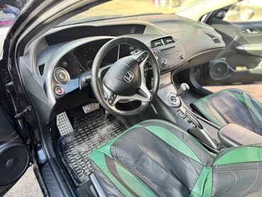 Honda: Honda Civic: 2008 г., Хэтчбэк — 7