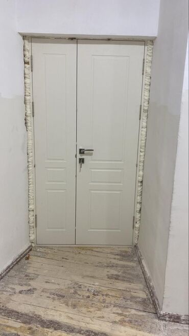 Межкомнатные двери: Двери начинаются за полотно с коробкой и наличником от 4000 и дороже — 20