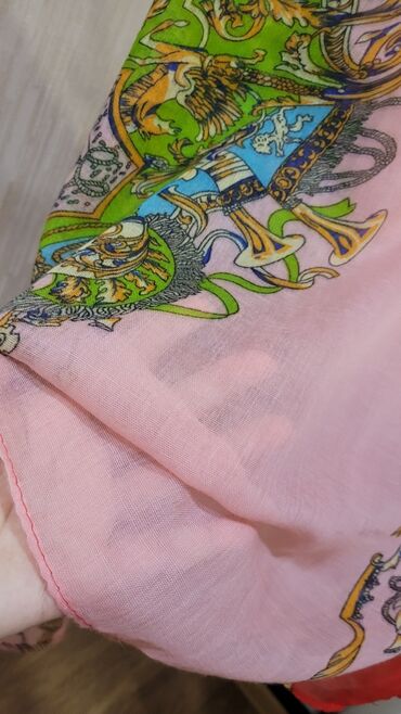 Baş geyimləri: Şarf 5 man
təzədi
şəkli sola cevirin — 6