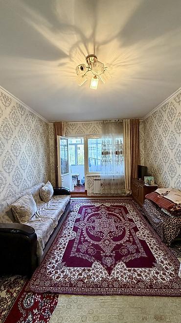 3 комнаты, 62 м², Зайнабетдинов мкр., 105 серия, 2 этаж, Требуется ремонт at lalafo.kg 3 комнаты, 62 м², Зайнабетдинов мкр., 105 серия, 2 этаж, Требуется ремонт