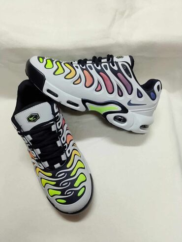 sundjer za patike dm: Trainers, The North Face, size - 46