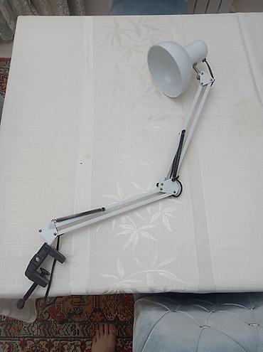 rəsm dərsləri: Stolüstü qısqaclı işıqlandırma lampası - Rəng: ağ - Quraşdırma — 3