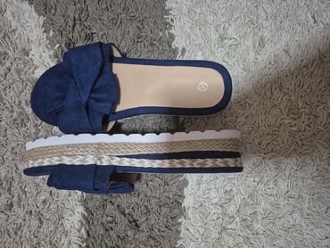 crocs papuce sa platformom: Modne papuče, 38