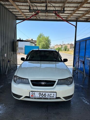 Daewoo: Daewoo Nexia: 2008 г., 1.5 л, Механика, Бензин, Седан at lalafo.kg Daewoo: Daewoo Nexia: 2008 г., 1.5 л, Механика, Бензин, Седан