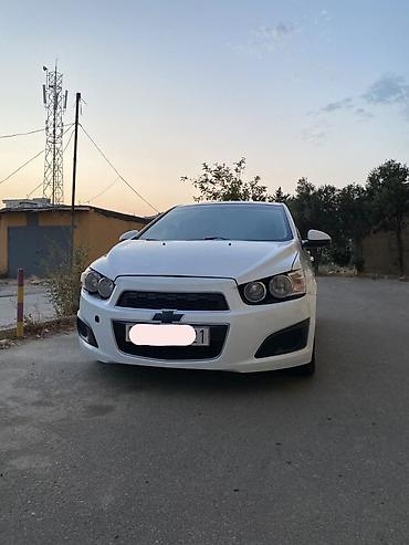 chevrolet aveo 1.2: Chevrolet Aveo: 1.4 l | 2012 il 291555 km Sedan — 9