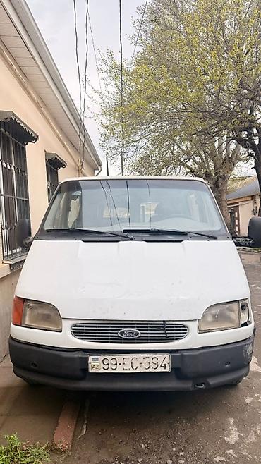 1999 ford transit: Ford Transit: 1 l | 1999 il 2000 km Van/Minivan — 4
