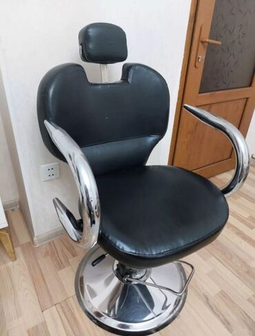 gözəllik salon kreslosu: Hec bir problemi yoxdur.Mexanizimleri iwlekdir.Yaxsi veziyyetdedir