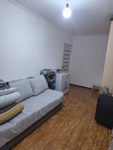 Продажа квартир: 2 комнаты, 45 м², 104 серия, 2 этаж, Евроремонт