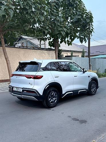BYD: BYD Yuan Up: 2025 г., Электромобиль — 5