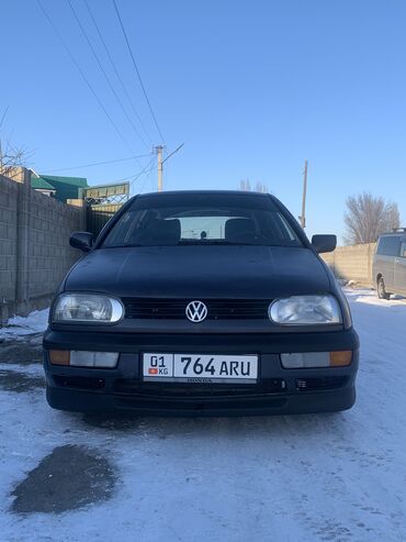 Volkswagen: Volkswagen Golf: 1994 г., 1.8 л, Бензин