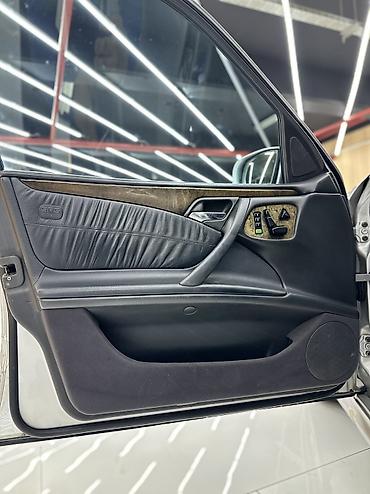 Mercedes-Benz: Mercedes-Benz E-Class: 2001 г., 4.3 л — 17