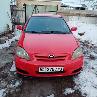 Toyota: Toyota Corolla: 2004 г., 1.6 л, Механика, Бензин, Хэтчбэк