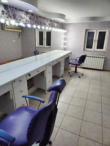 stimul hospital: Yeni yasamal Yasamal hosbitalın üzbə üz 10met aralıq məsafədə3otaqdı — 4