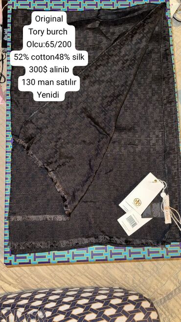 Dəstlər, kostyumlar: Original Tory Burch şərf/şamxal - Material: 52% pambıq, 48% ipək -