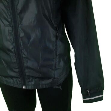 Sportska odeća: Gornji deo odeće, Za odrasle, Upotrebljenо — 5