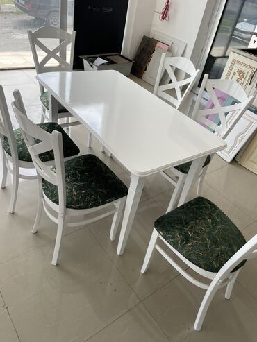 Masalar və oturacaqlar: Mətbəx üçün, Yeni, Açılmayan, Kvadrat masa, 4 stul