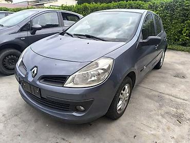 Automobili: RENAULT CLIO 2006. GOD. - KOMPLETAN AUTO U DELOVIMA | Renault Clio — 1