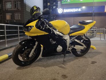 мотоцикл yamaha r1: Спортбайк Yamaha, 600 куб. см, Бензин, Чоңдор үчүн, Колдонулган