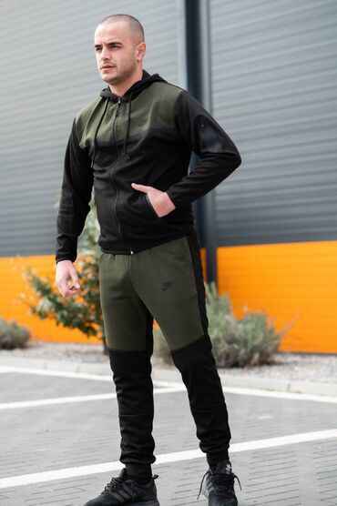 Trenerke: Cena 4400 din
Veličina S, M, L, XL, 2XL
ACG KVALITETAN PAMUK ELASTIN — 28