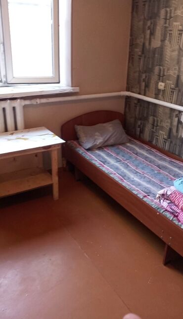 сдается 2 комнатная квартира в джале: 1 бөлмө, Менчик ээси, Чогуу жашоосу жок, Толугу менен эмереги бар